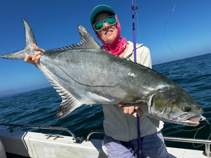 GOOFISH® Purple Diamond  Rod -9.2'(approx 280cm) 2 Piece Solid Nano Tip Japan Fuji Saltwater Popping Spinning Rod 30KG Dead Lift